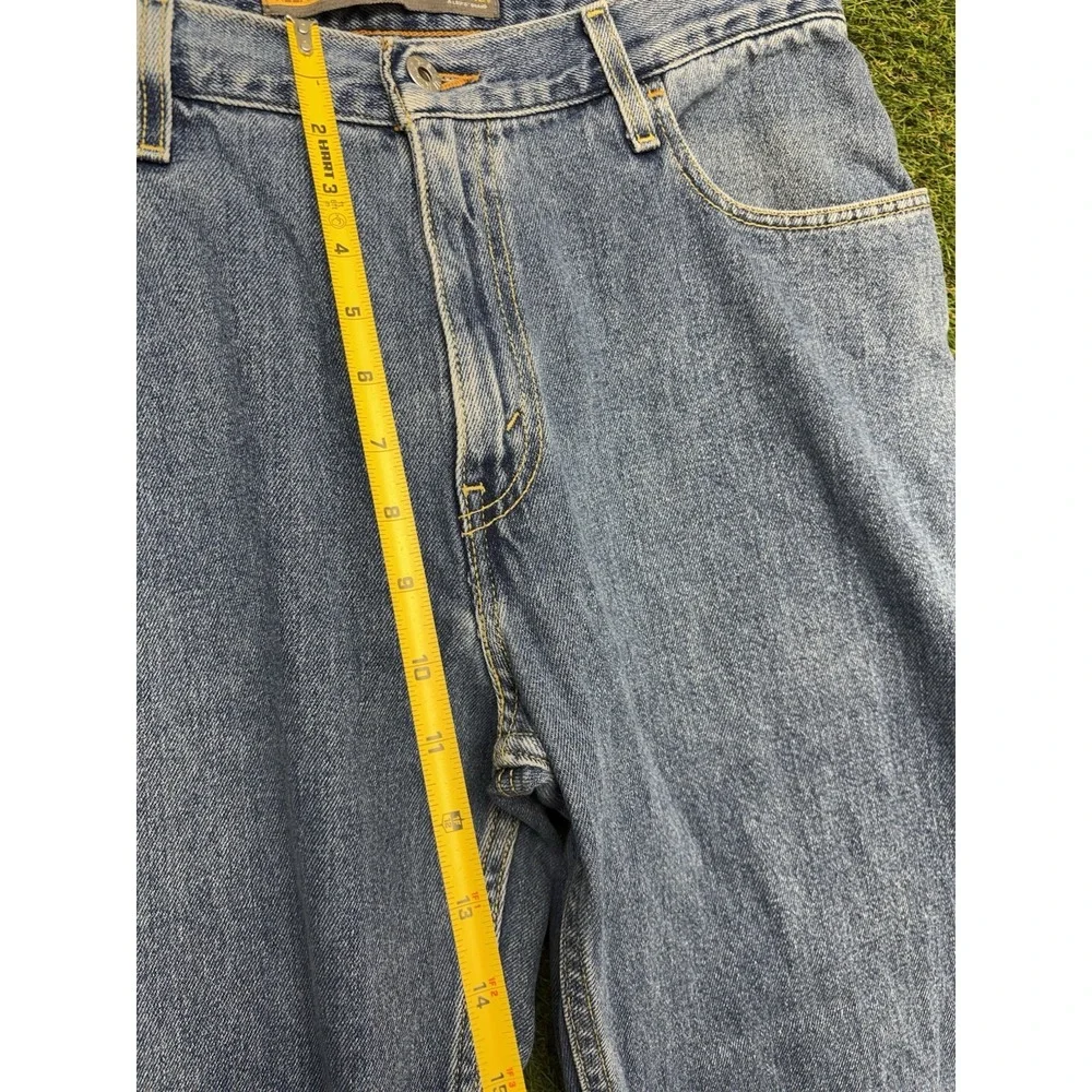Vintage Levis SilverTab Jeans Mens 33x34 Straight Leg Medium Wash Denim 90s Y2K